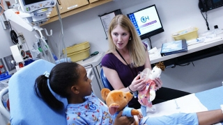 Surgery Patient with Childlife Specialist