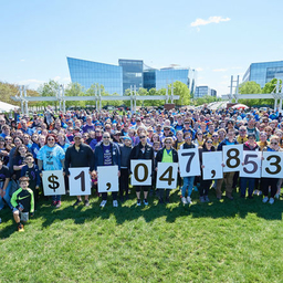 Large group photo of Walk for Hope participants